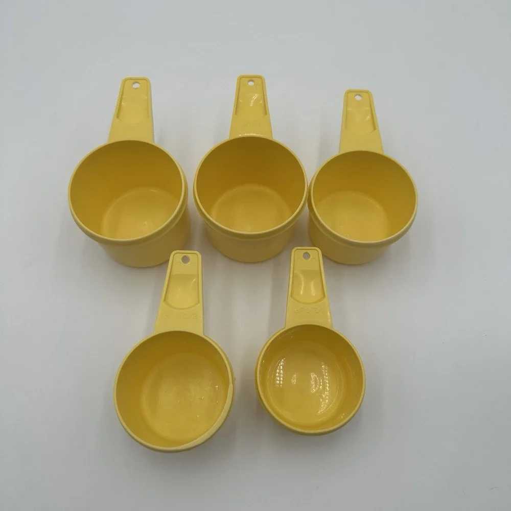 Vintage Tupperware Yellow Measuring Cups Set 5 Nesting 2x 1 Cup USA